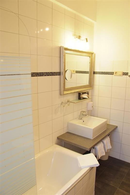 Arena Hotel Gelsenkirchen Szoba fotó